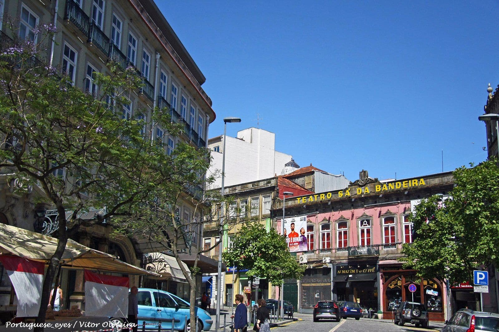 Teatro Sá da Bandeira directly opposite Hotel Girassol on Rua de Sá da Bandeira
