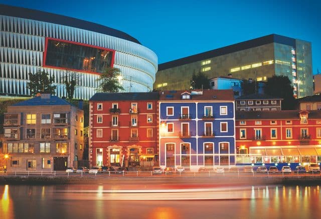Bilbao Hotels with Parking: ZBE Access Guide