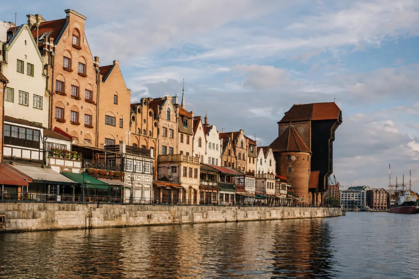 Hotel Gdańsk Boutique vs PURO Gdańsk: 18th-Century Granary vs Modern Nordic Design