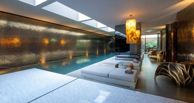 BessaHotel Baixa vs Hotel Acta The Avenue: Porto Stay