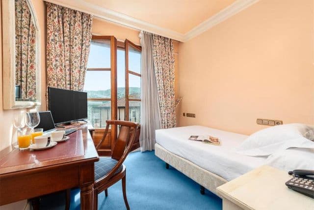 Guest room at Hotel Blu Sondika in Bilbao