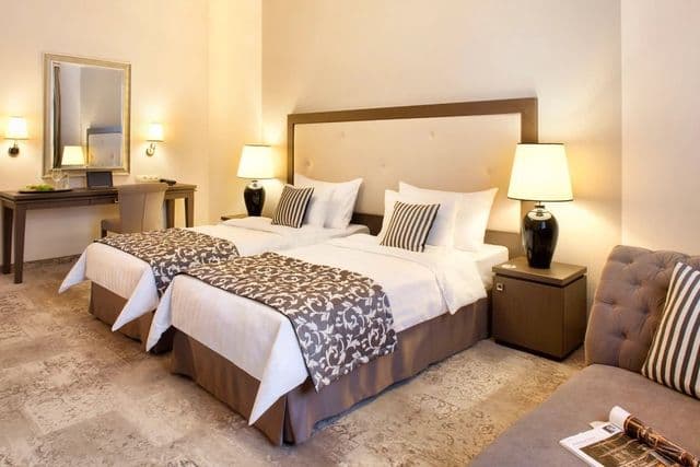 Guest room at Metropolitan Boutique Hotel